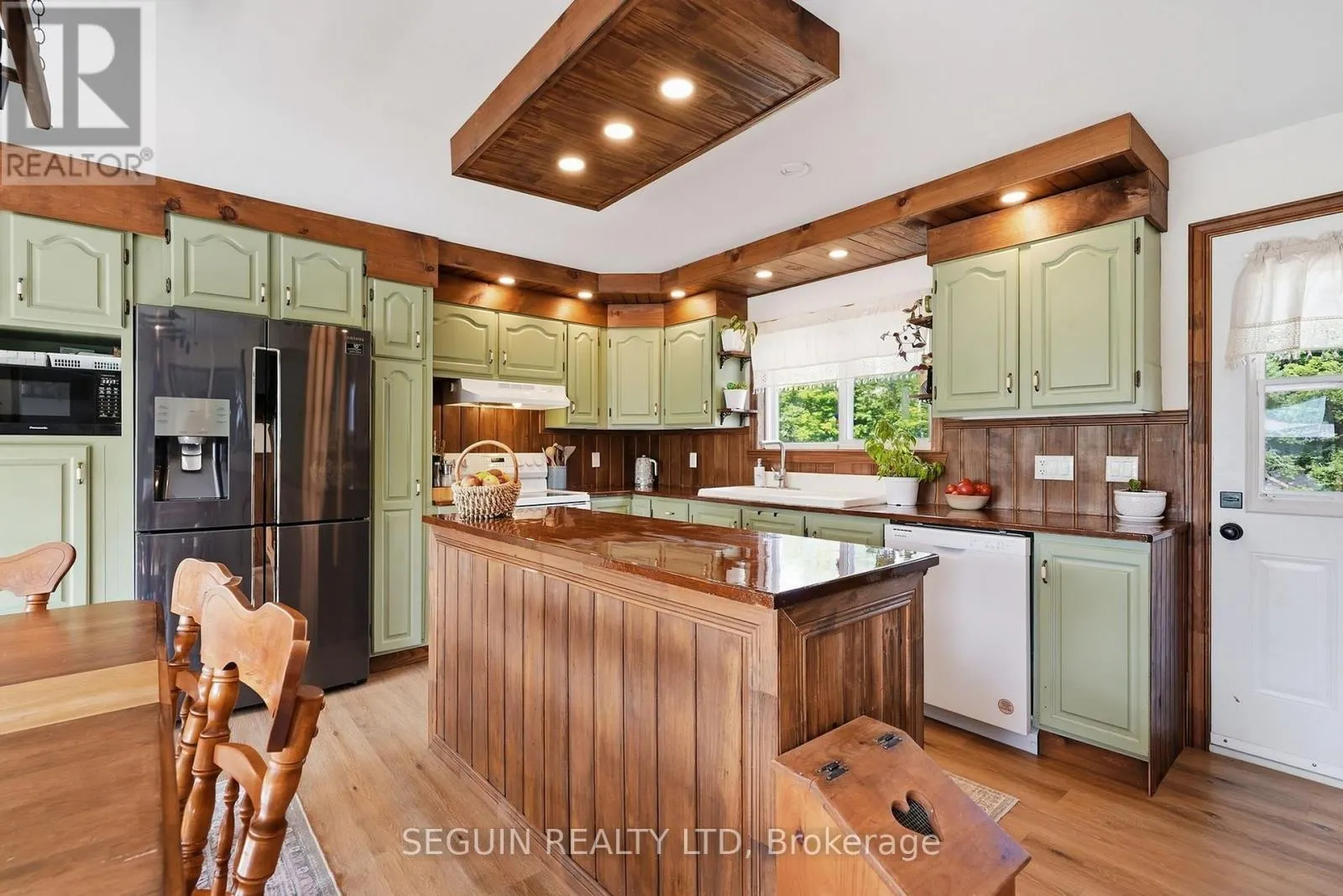 389 CONCESSION 7 ROAD