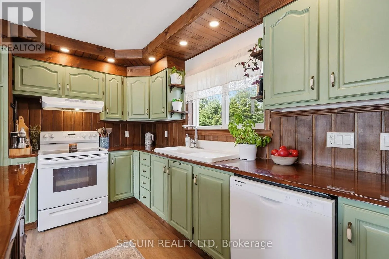 389 CONCESSION 7 ROAD