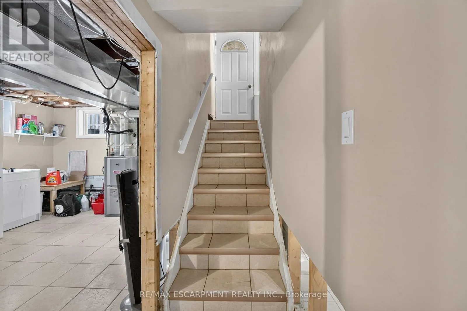 416 BARTLETT AVENUE