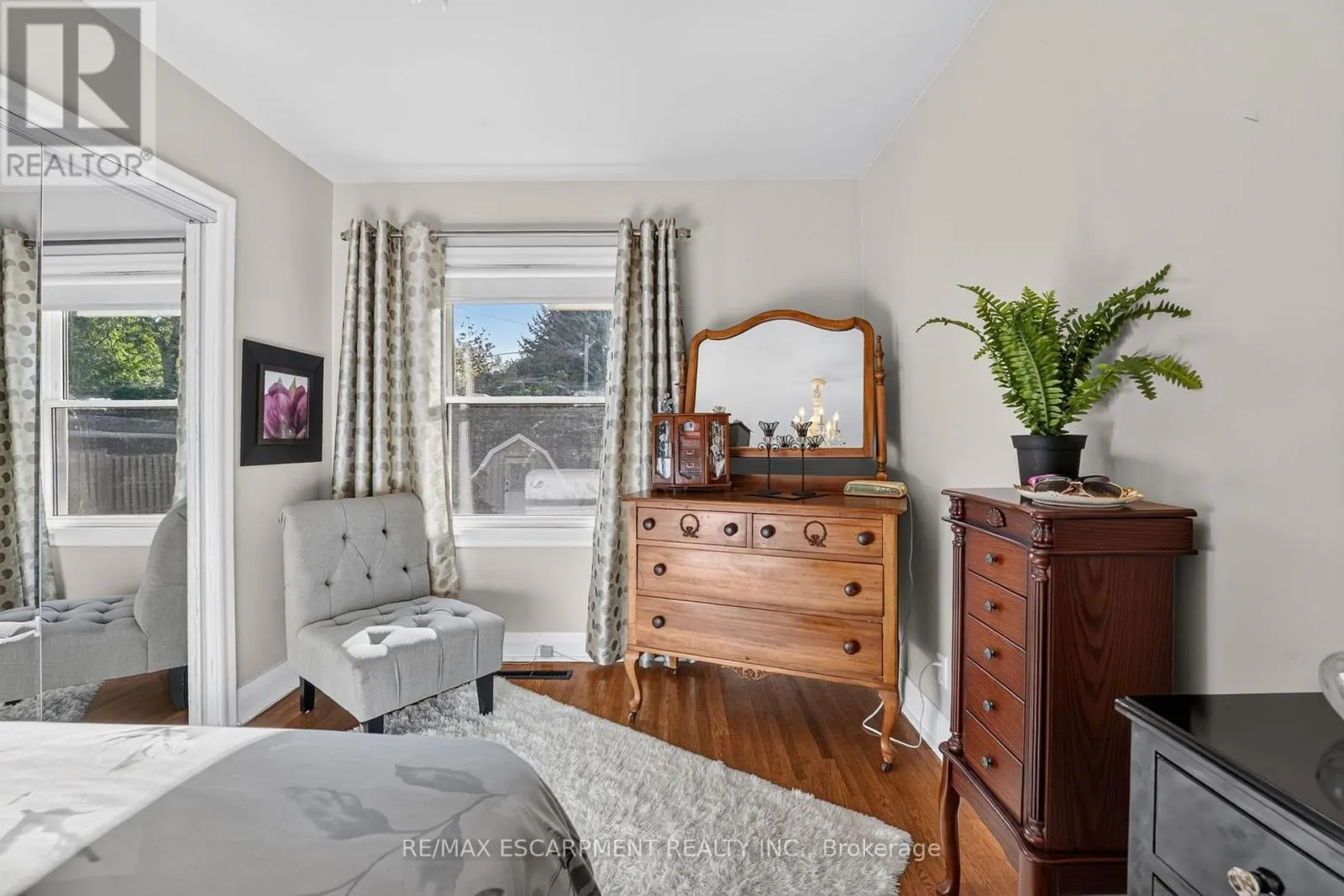416 BARTLETT AVENUE