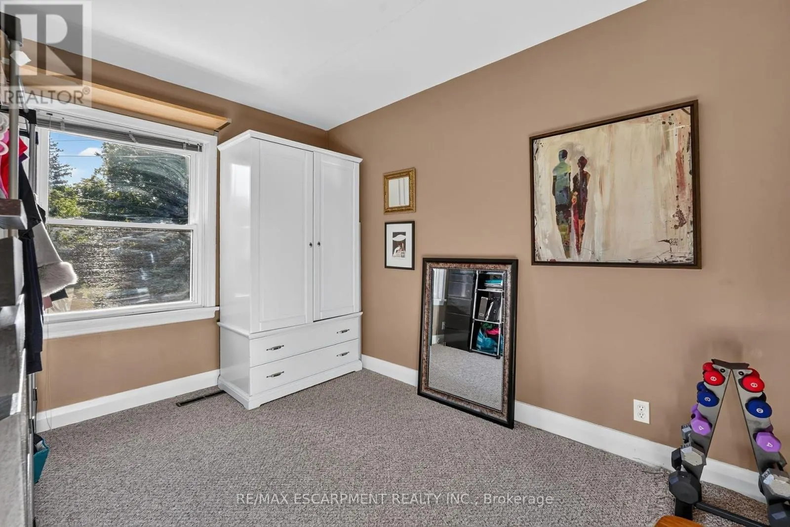 416 BARTLETT AVENUE
