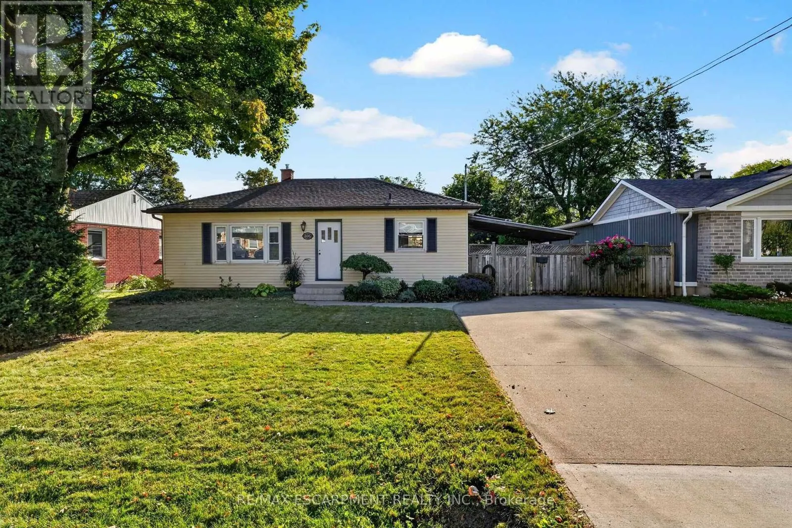 416 BARTLETT AVENUE