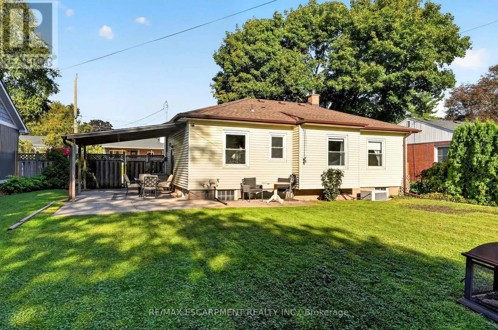 416 BARTLETT AVENUE