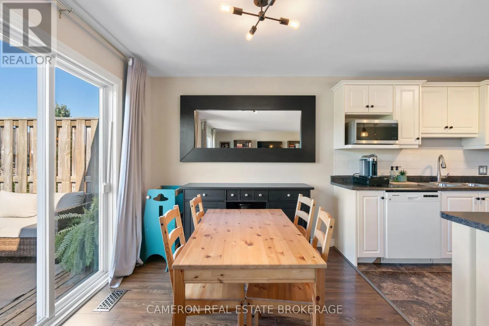 55 FORESTDALE CRESCENT