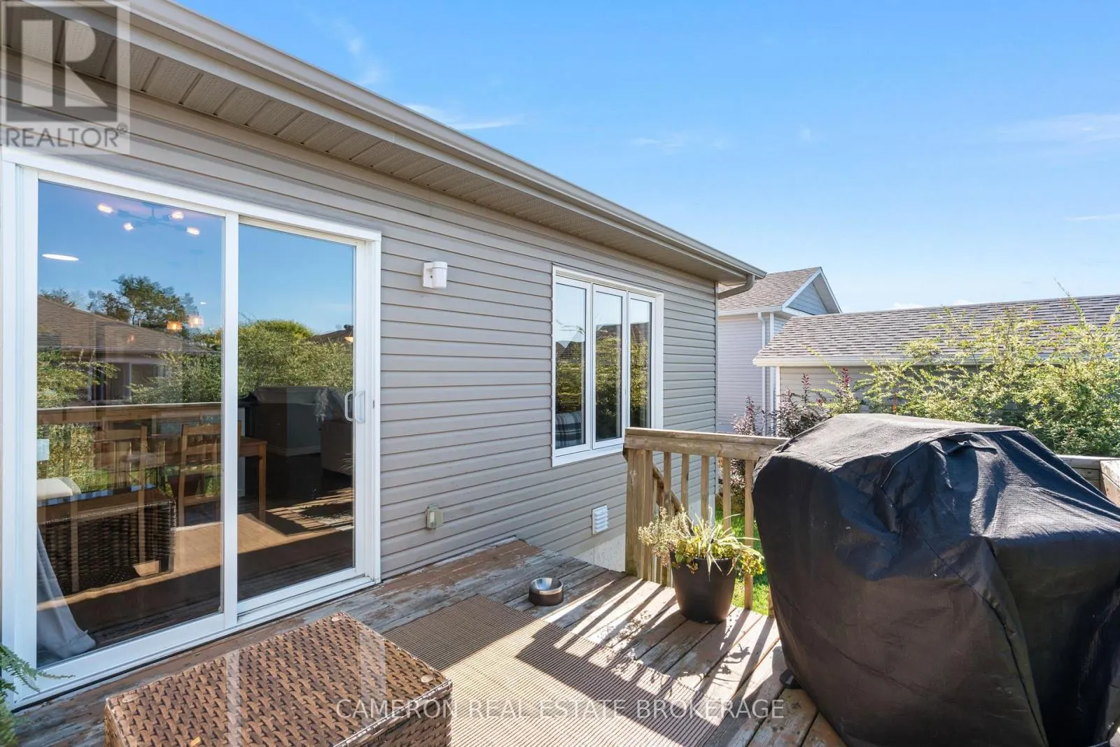 55 FORESTDALE CRESCENT