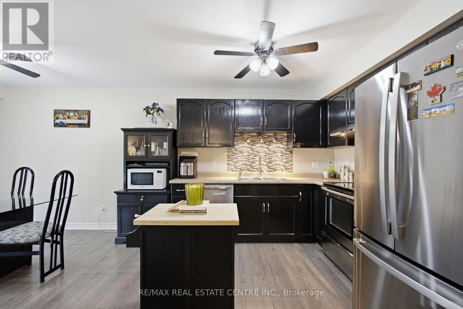 801 HUNTERS GATE CRESCENT