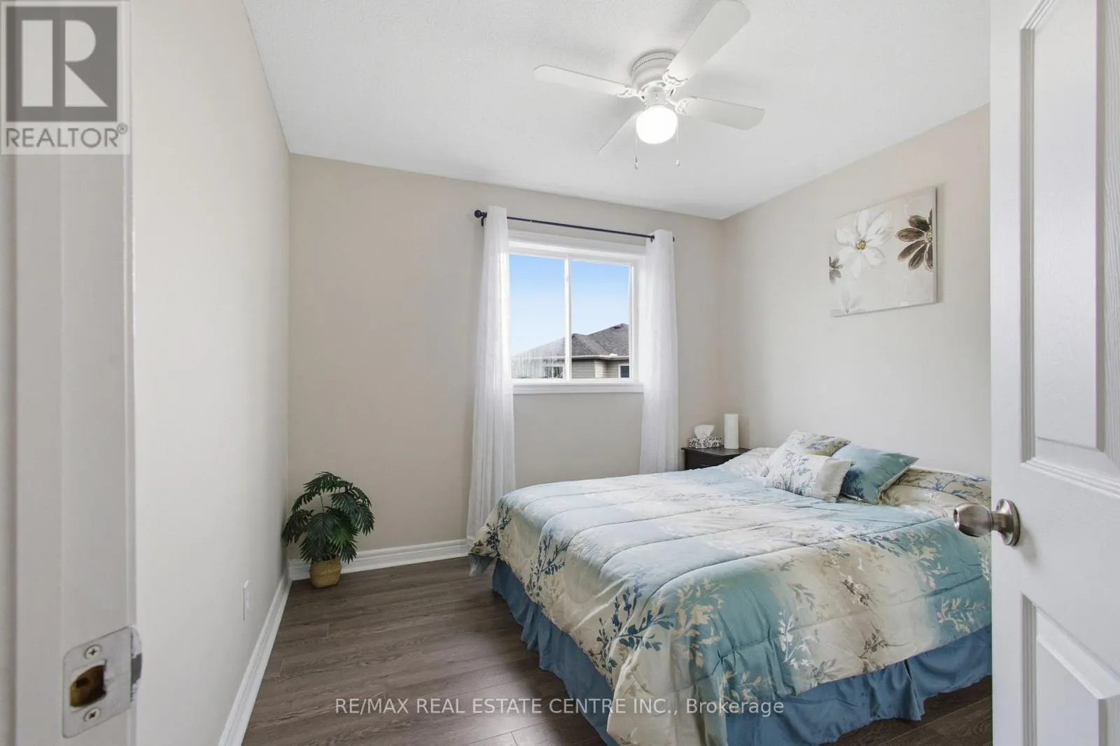 801 HUNTERS GATE CRESCENT