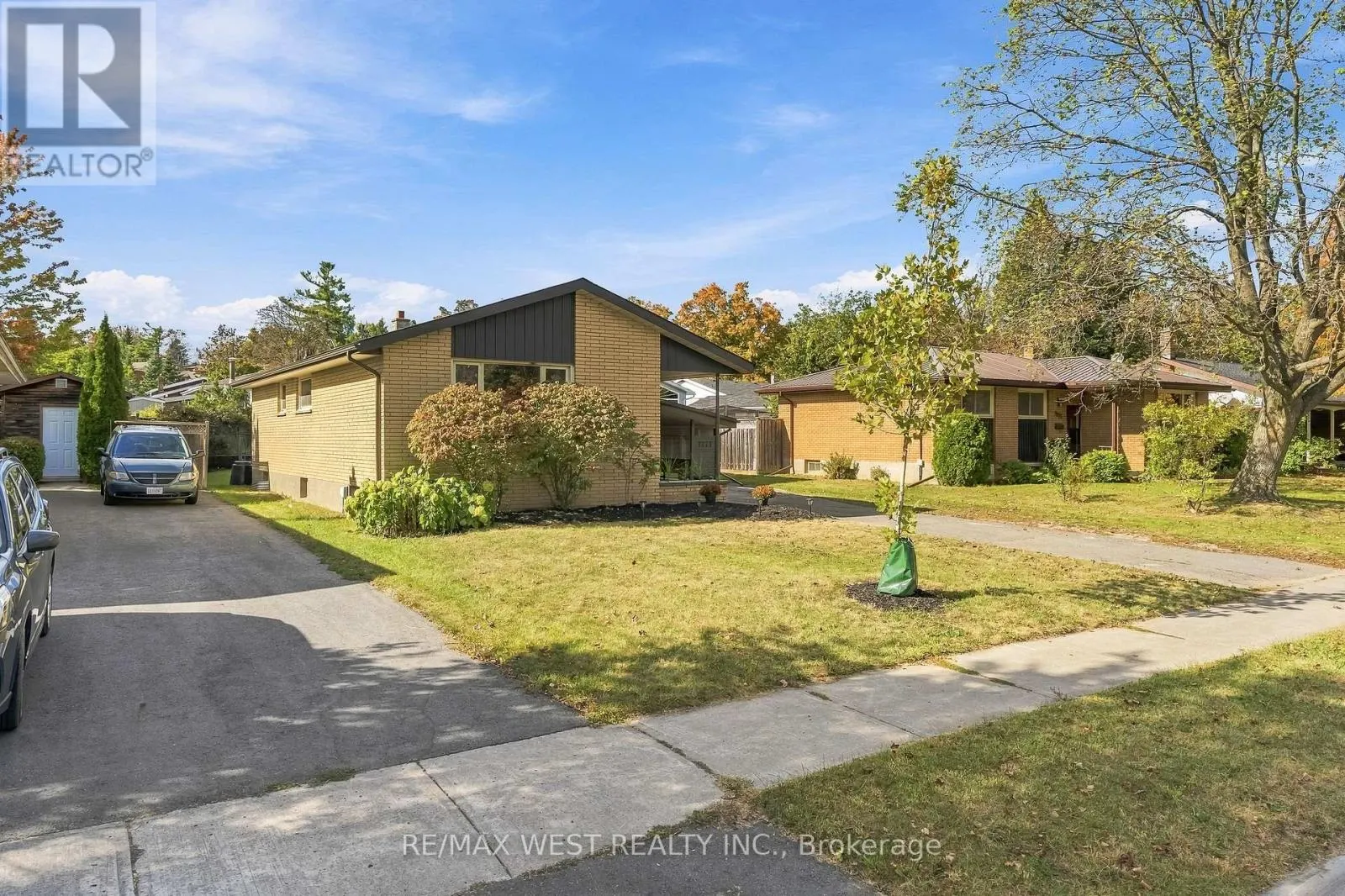 1271 FRANKLIN DRIVE