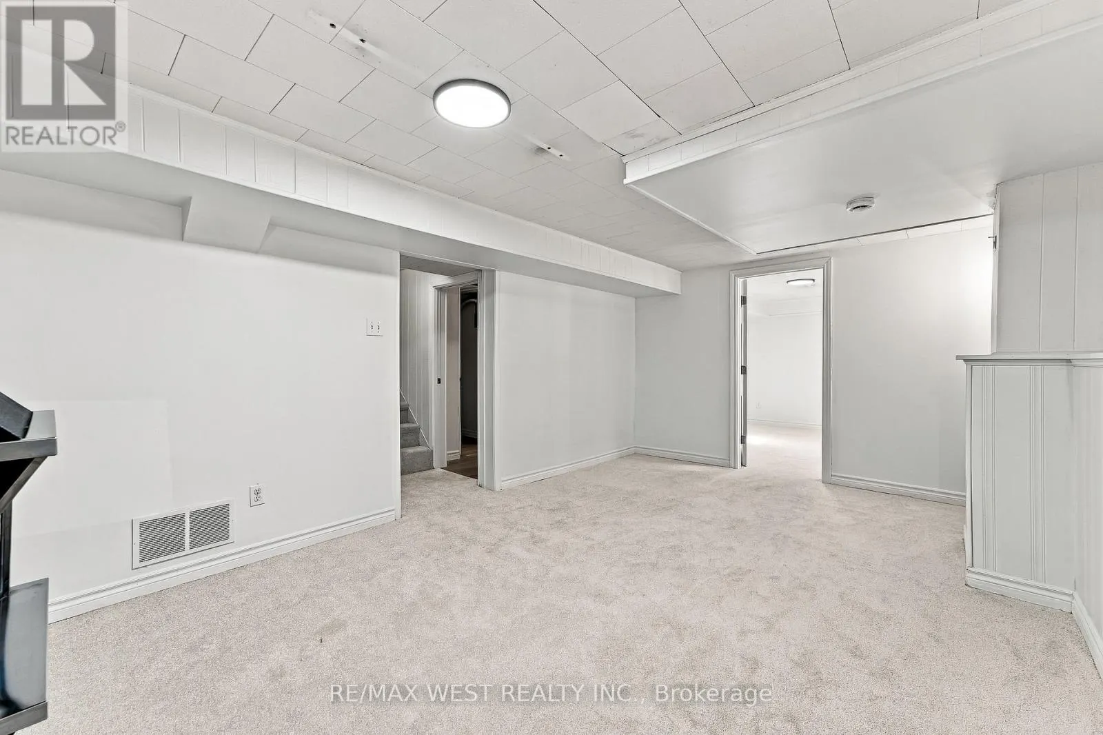 1271 FRANKLIN DRIVE