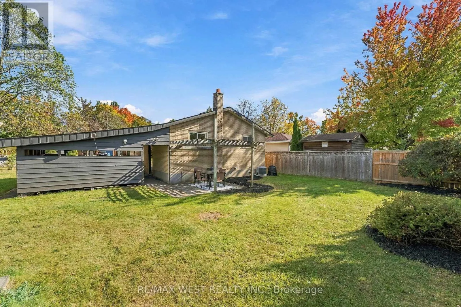 1271 FRANKLIN DRIVE