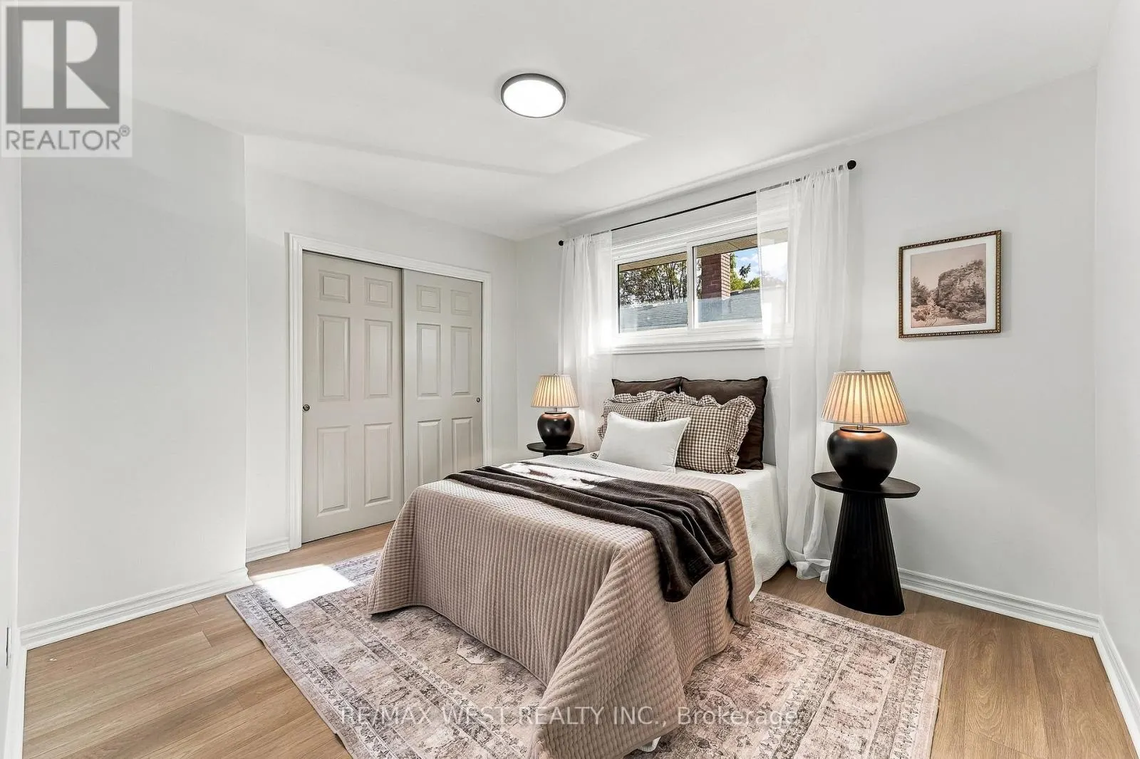 1271 FRANKLIN DRIVE