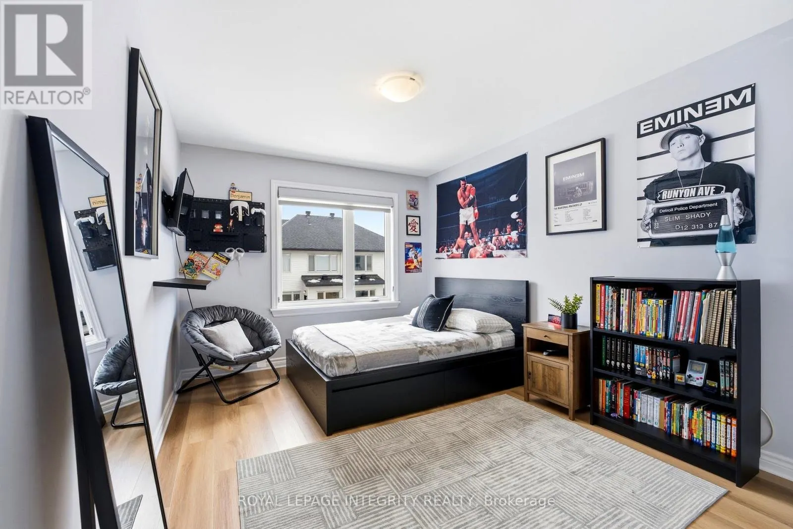 13 BRIXTON WAY