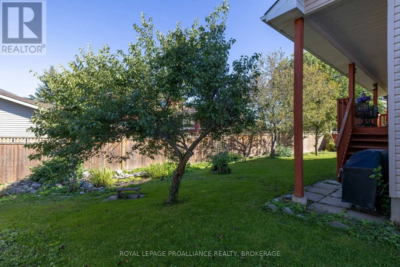 662 MILLBROOK CRESCENT