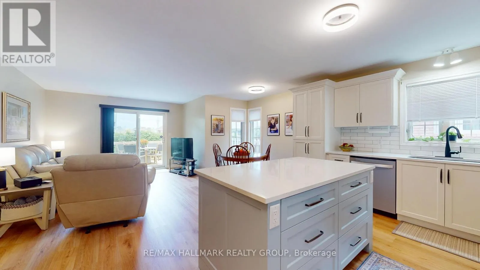 1089 BRIDLEWOOD DRIVE
