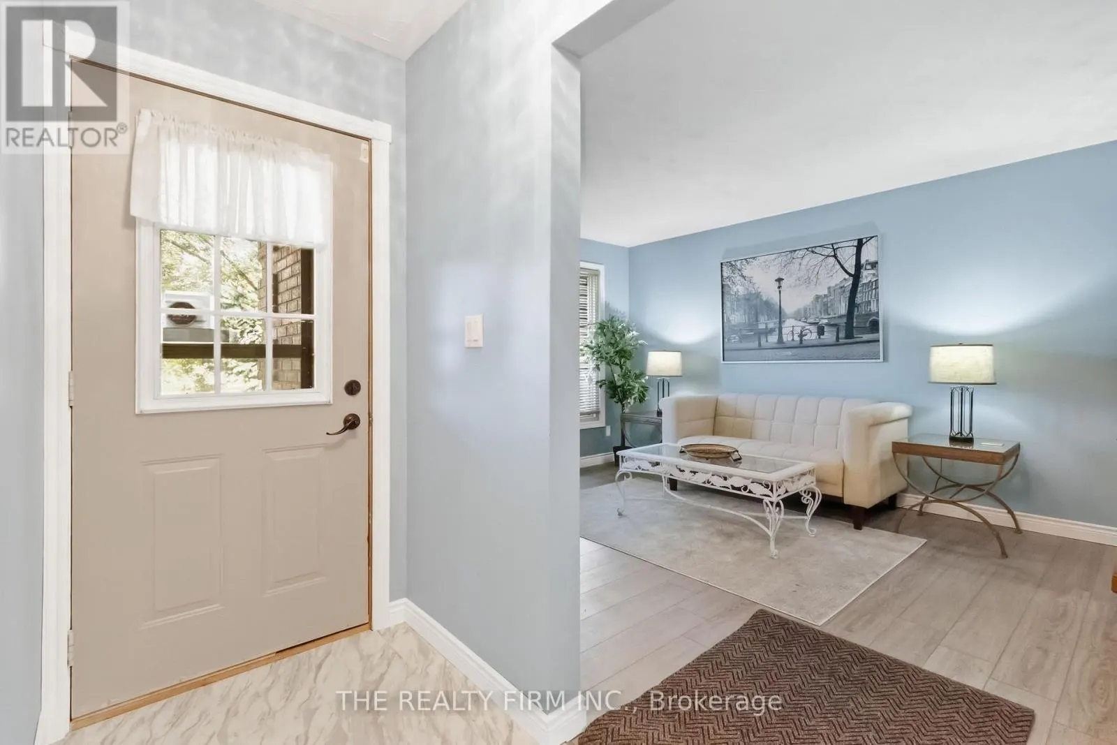 1132 IROQUOIS CRESCENT