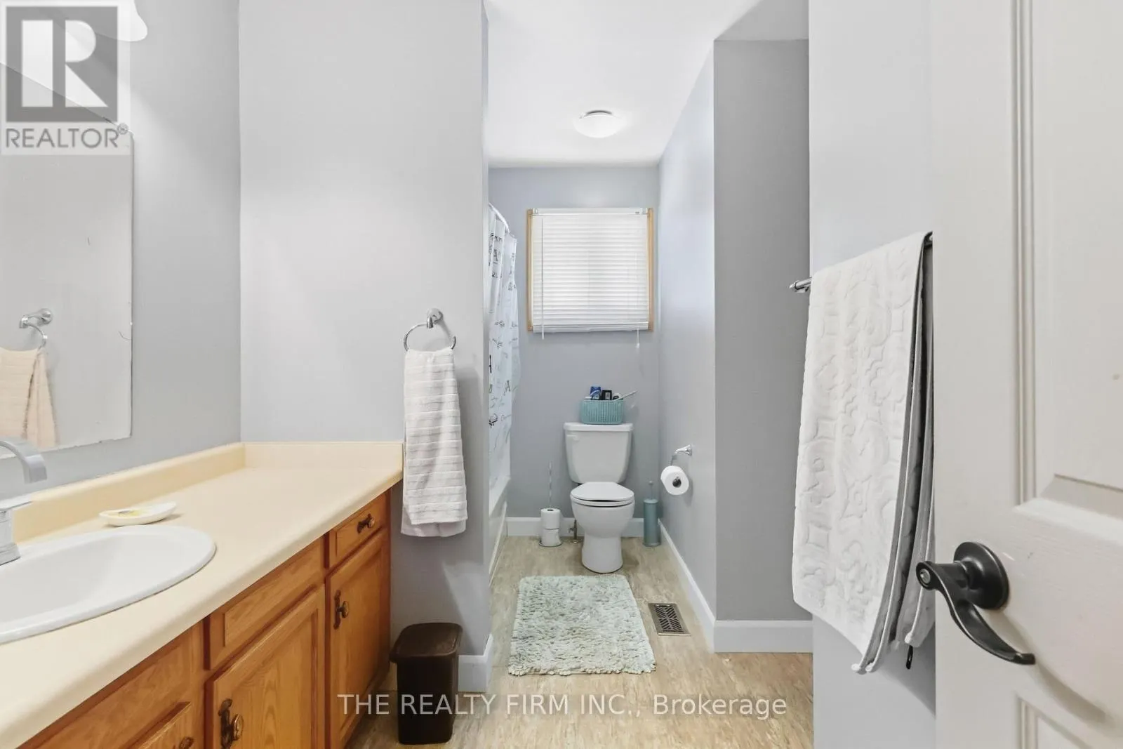 1132 IROQUOIS CRESCENT