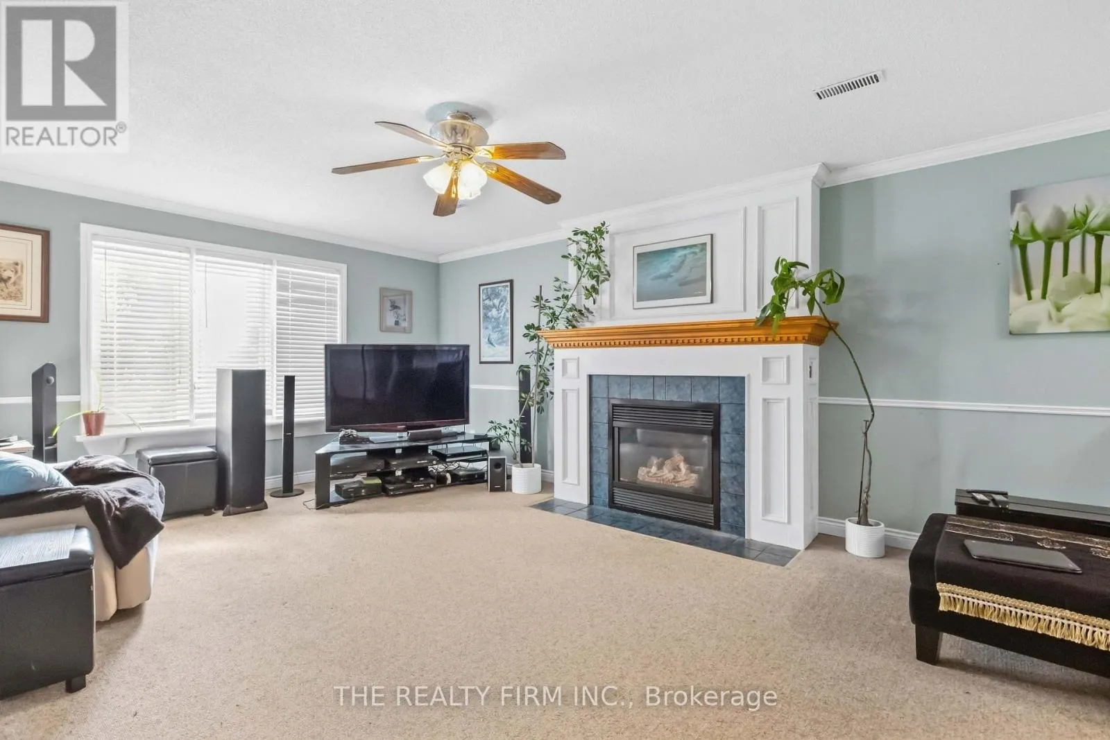 1132 IROQUOIS CRESCENT
