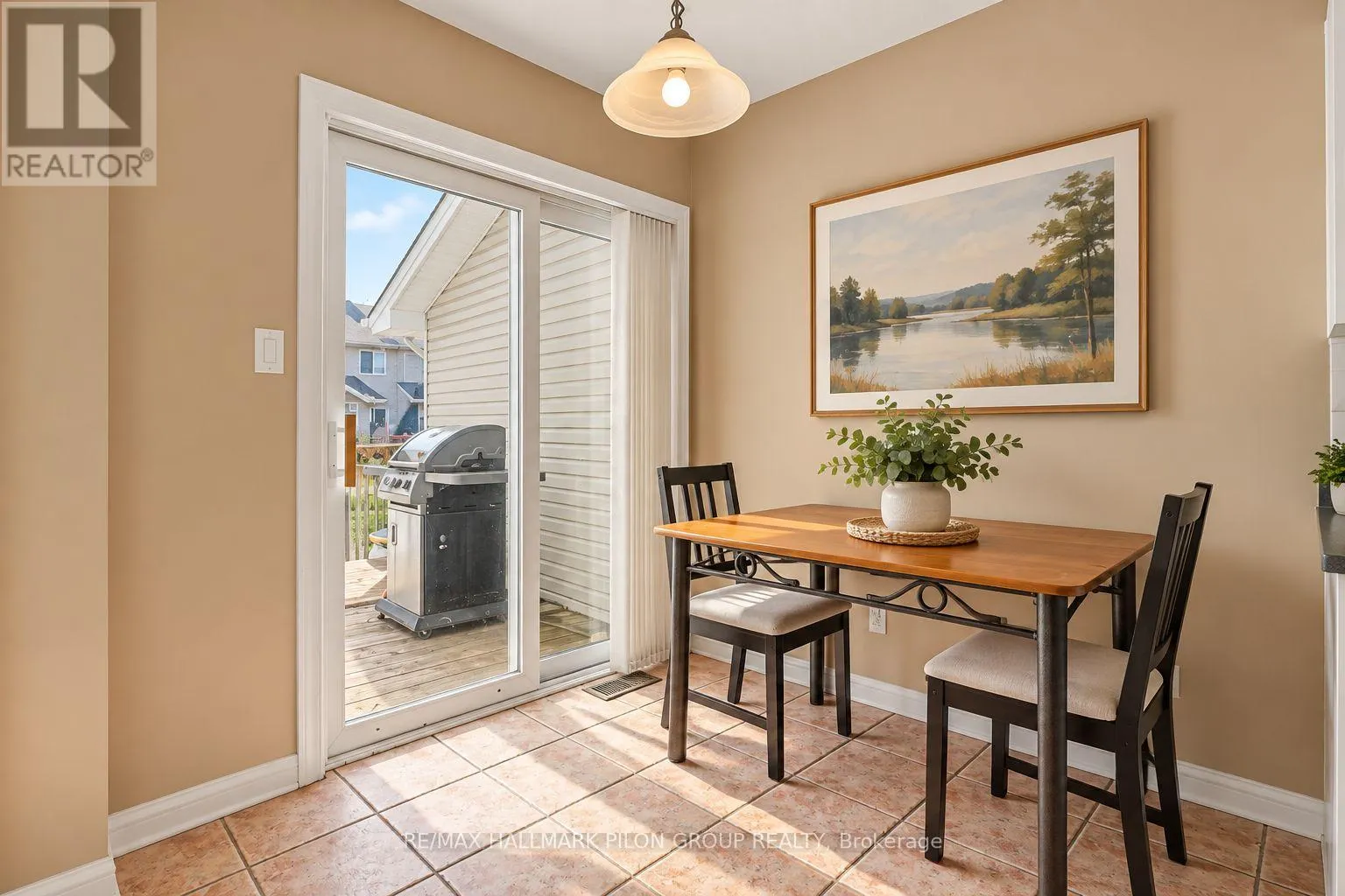 958 MARKWICK CRESCENT
