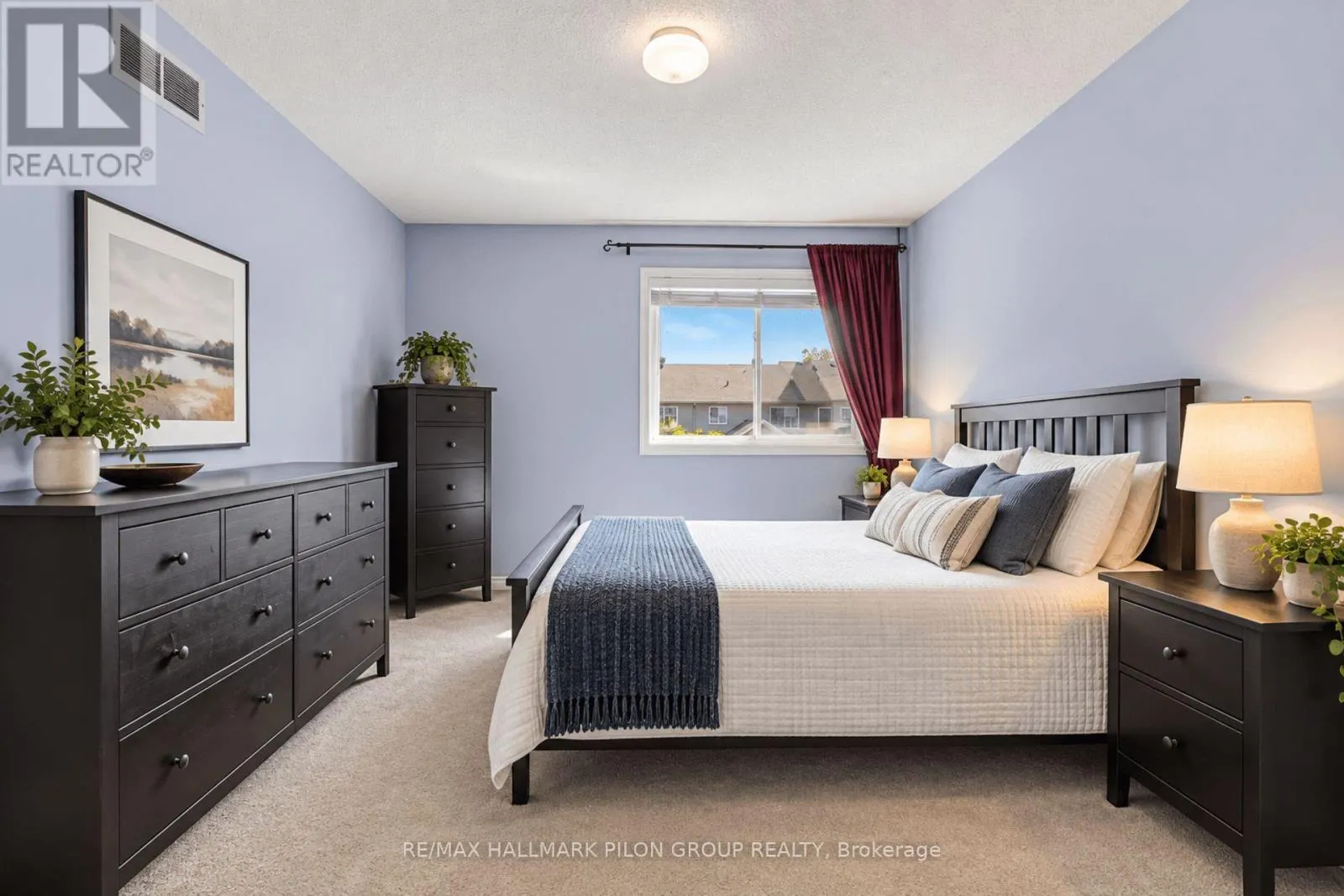 958 MARKWICK CRESCENT