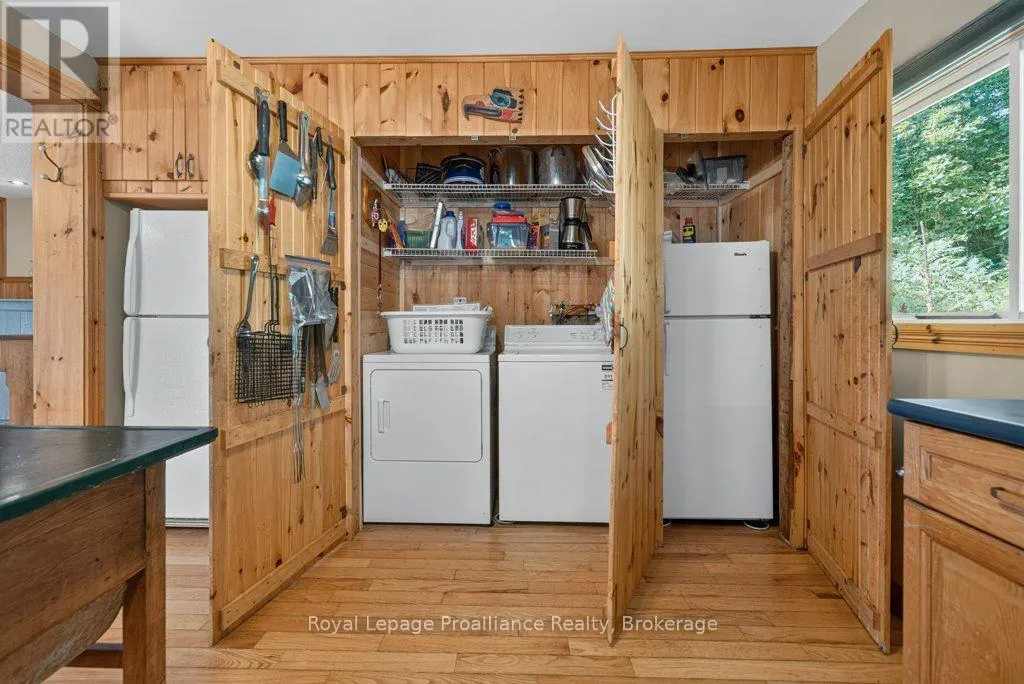1231 CHIMNEY POINT LANE