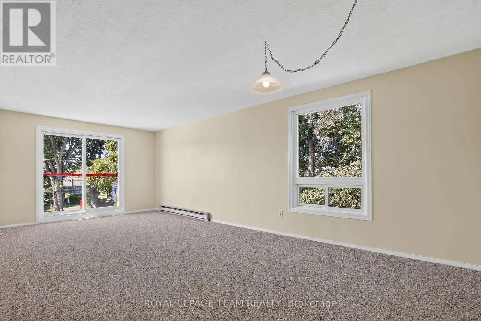 21 - 2 CHARLOTTE PLACE