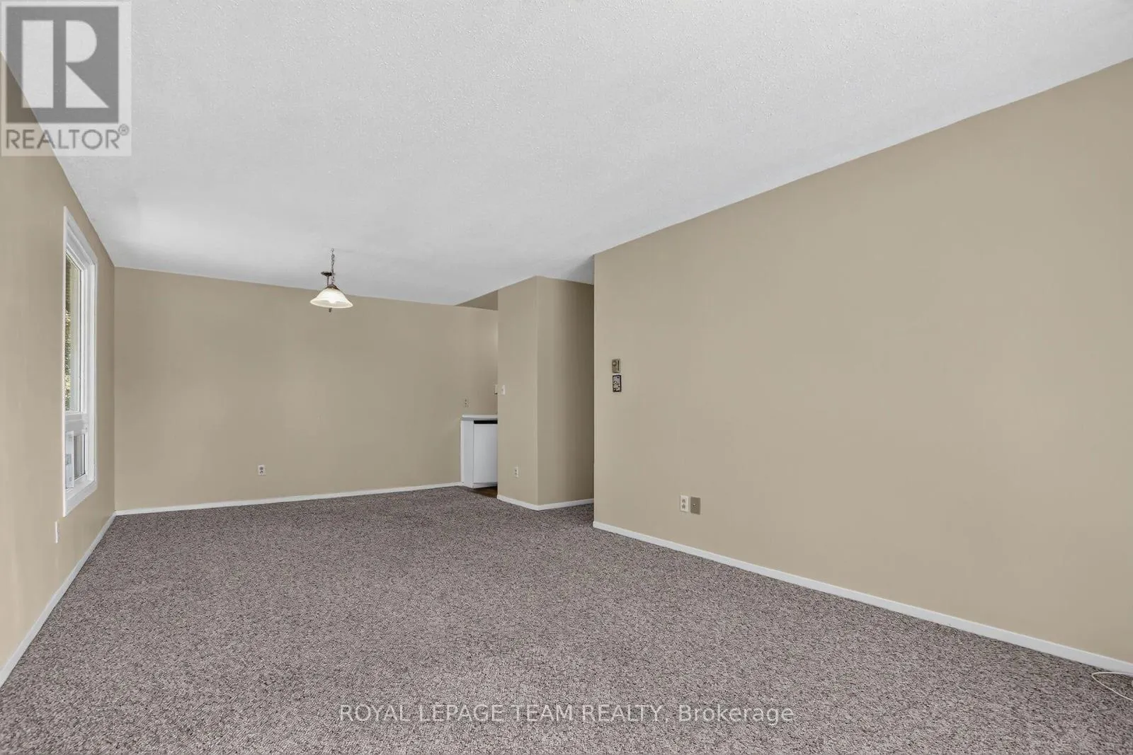 21 - 2 CHARLOTTE PLACE