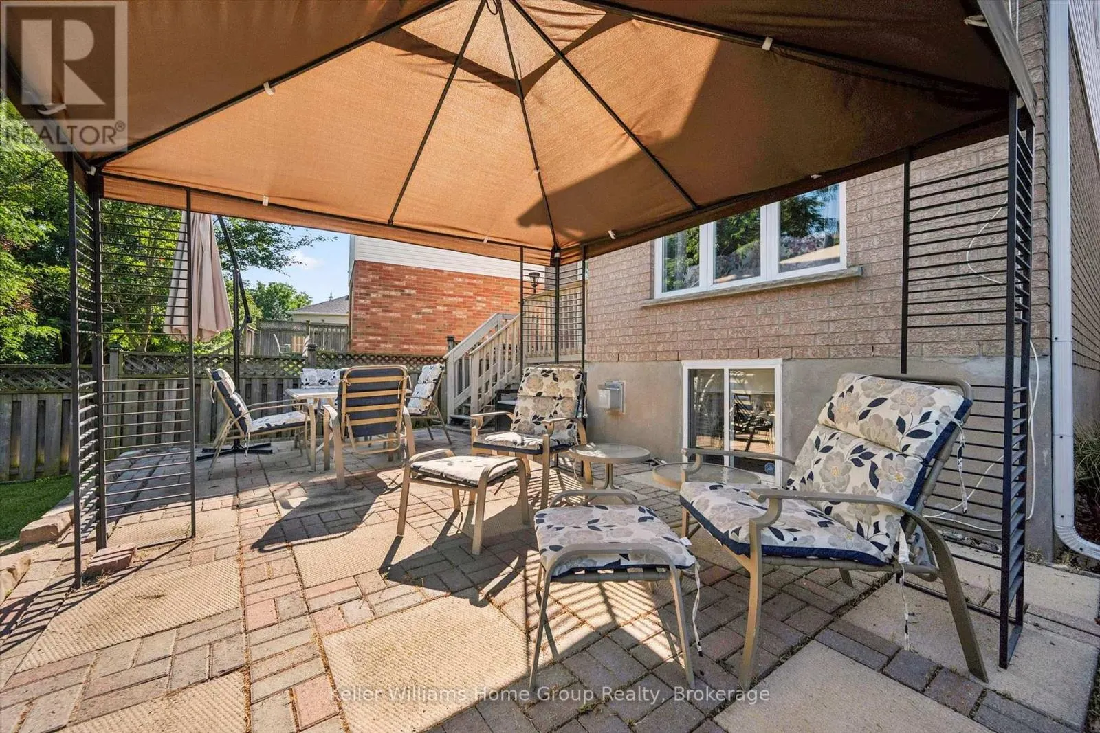63 BOULDER CRESCENT