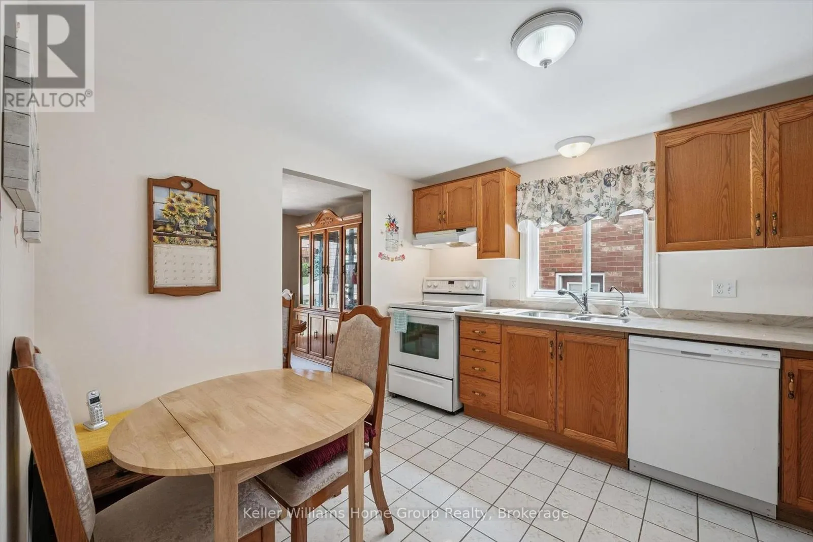63 BOULDER CRESCENT