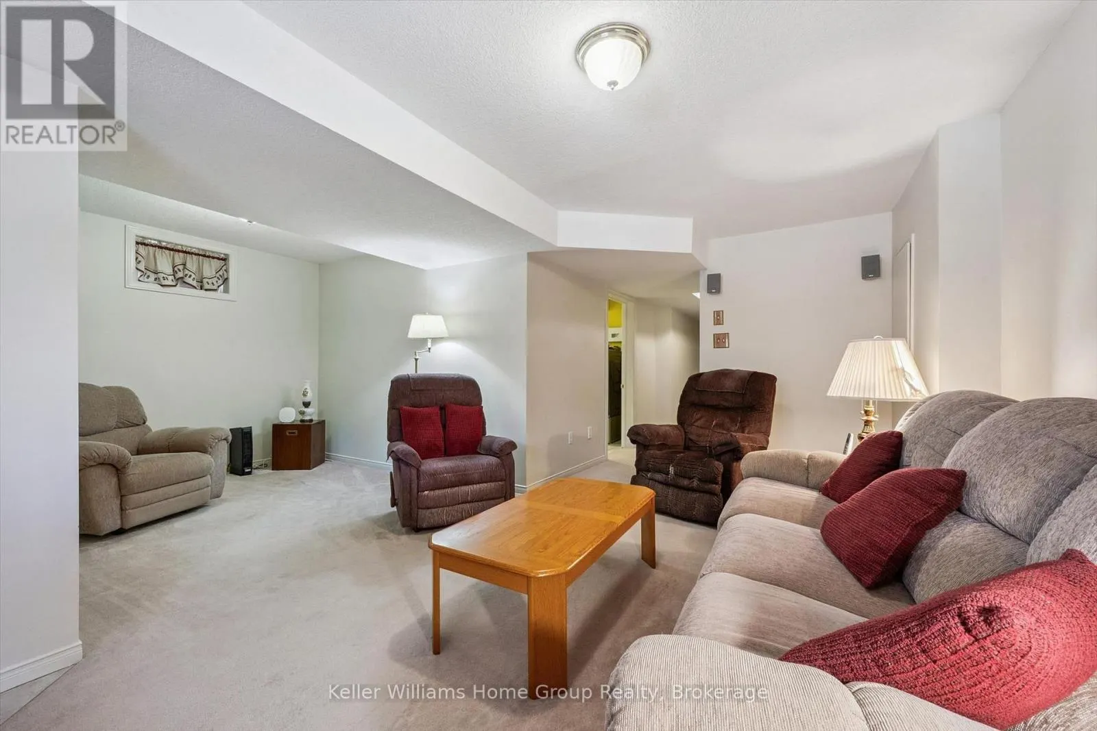 63 BOULDER CRESCENT