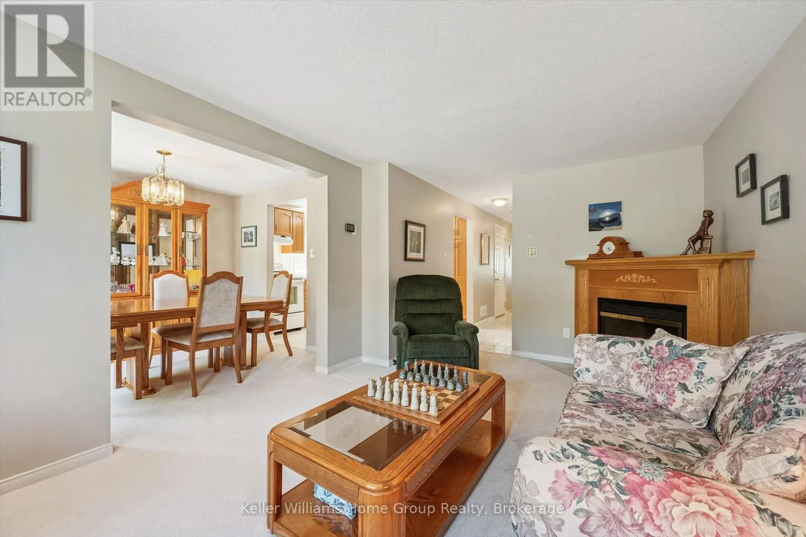 63 BOULDER CRESCENT