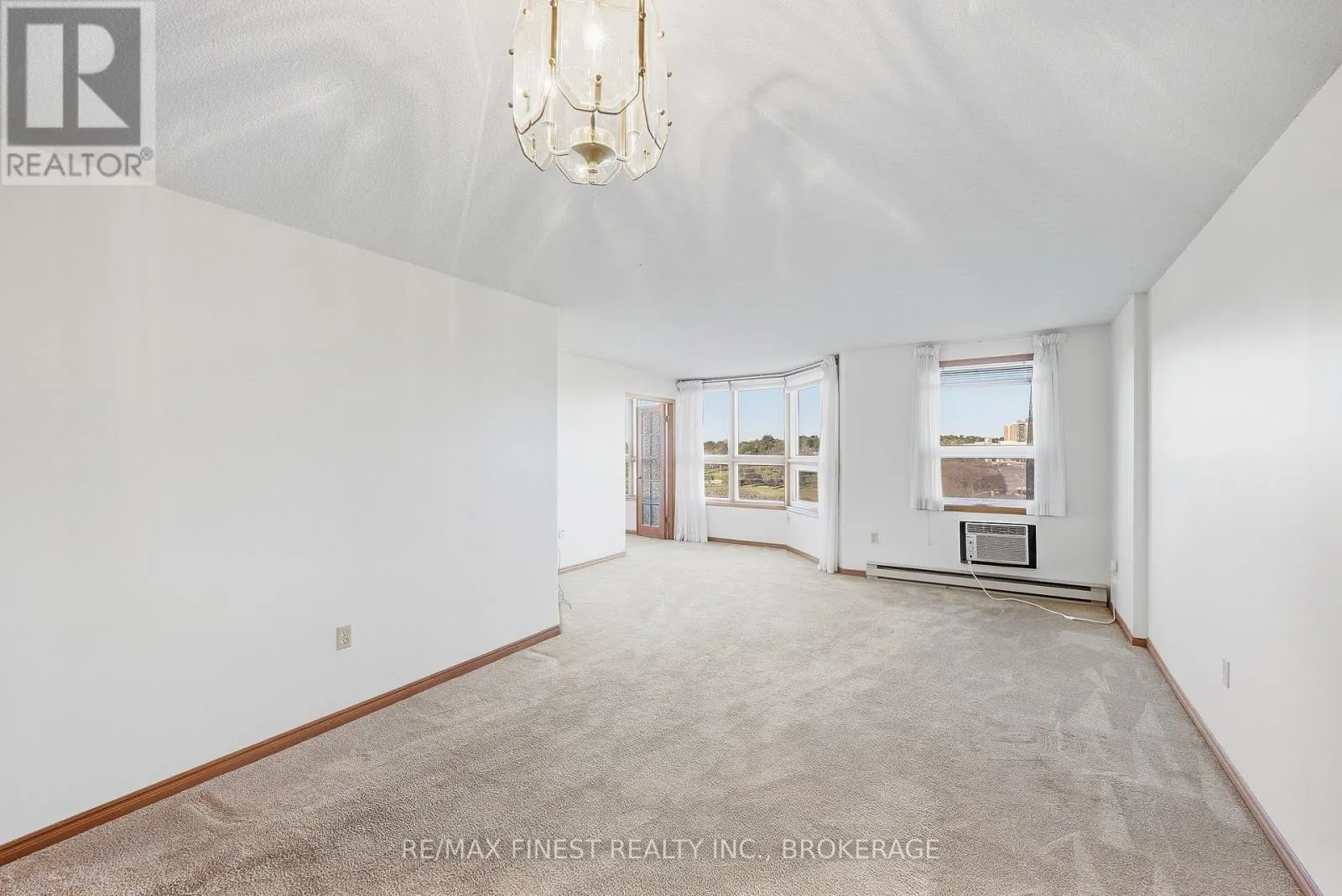 601 - 675 DAVIS DRIVE #601
