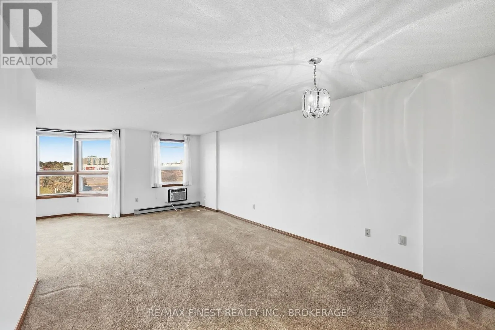 601 - 675 DAVIS DRIVE #601
