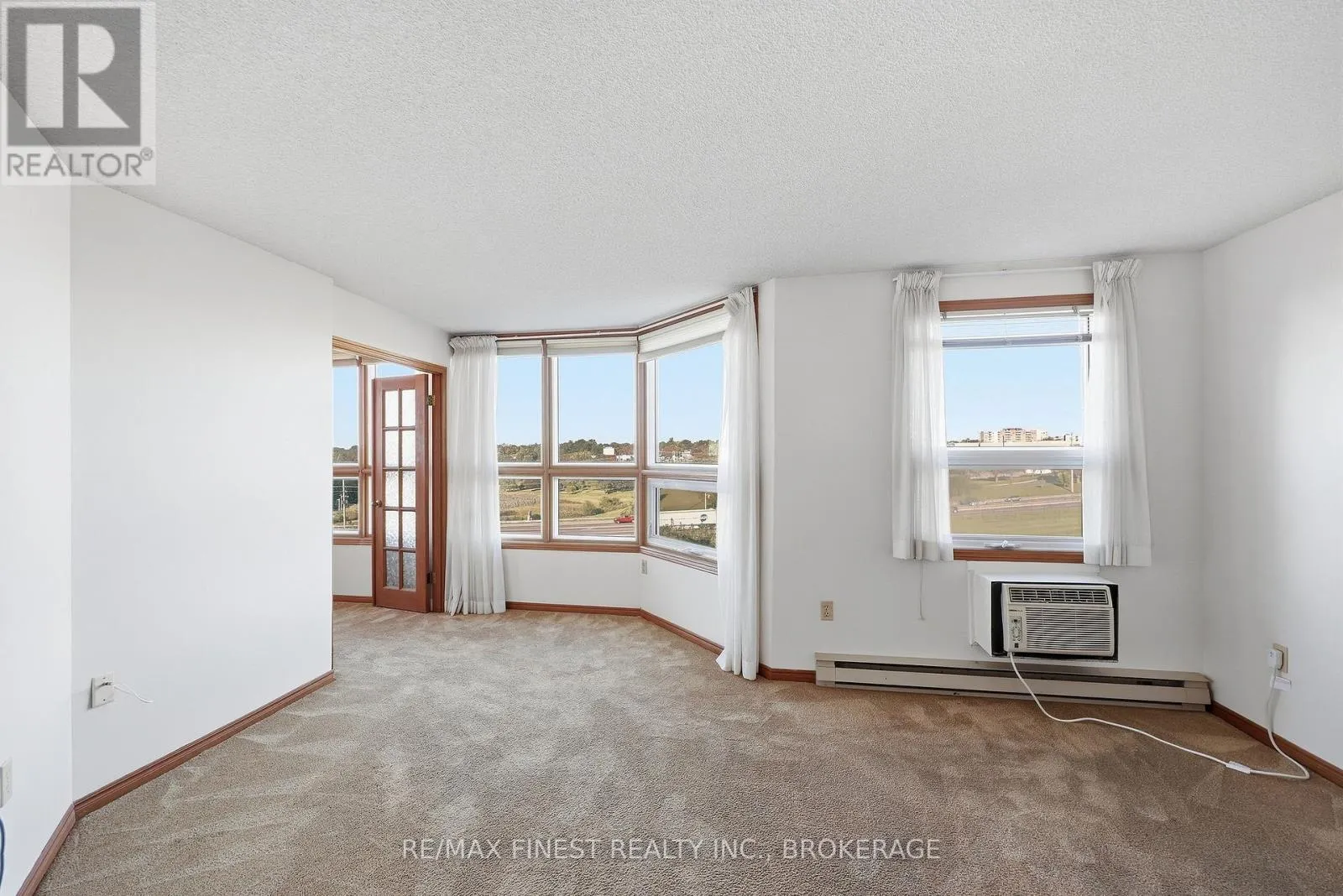 601 - 675 DAVIS DRIVE #601