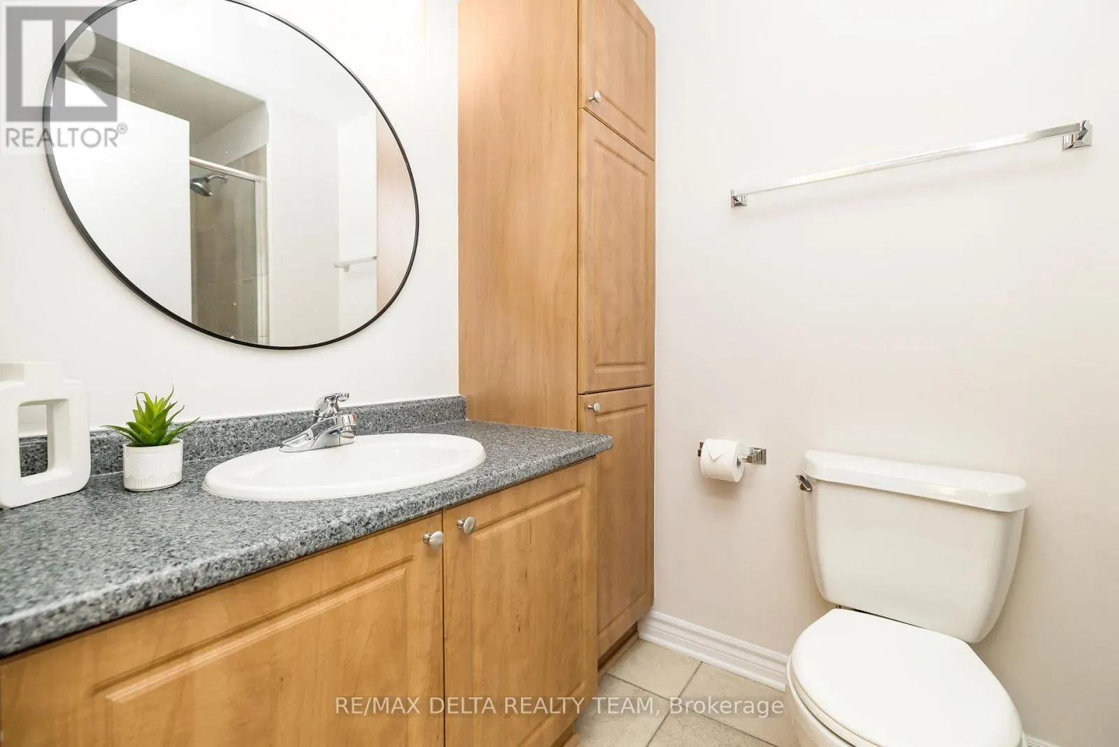 1207 - 70 LANDRY STREET