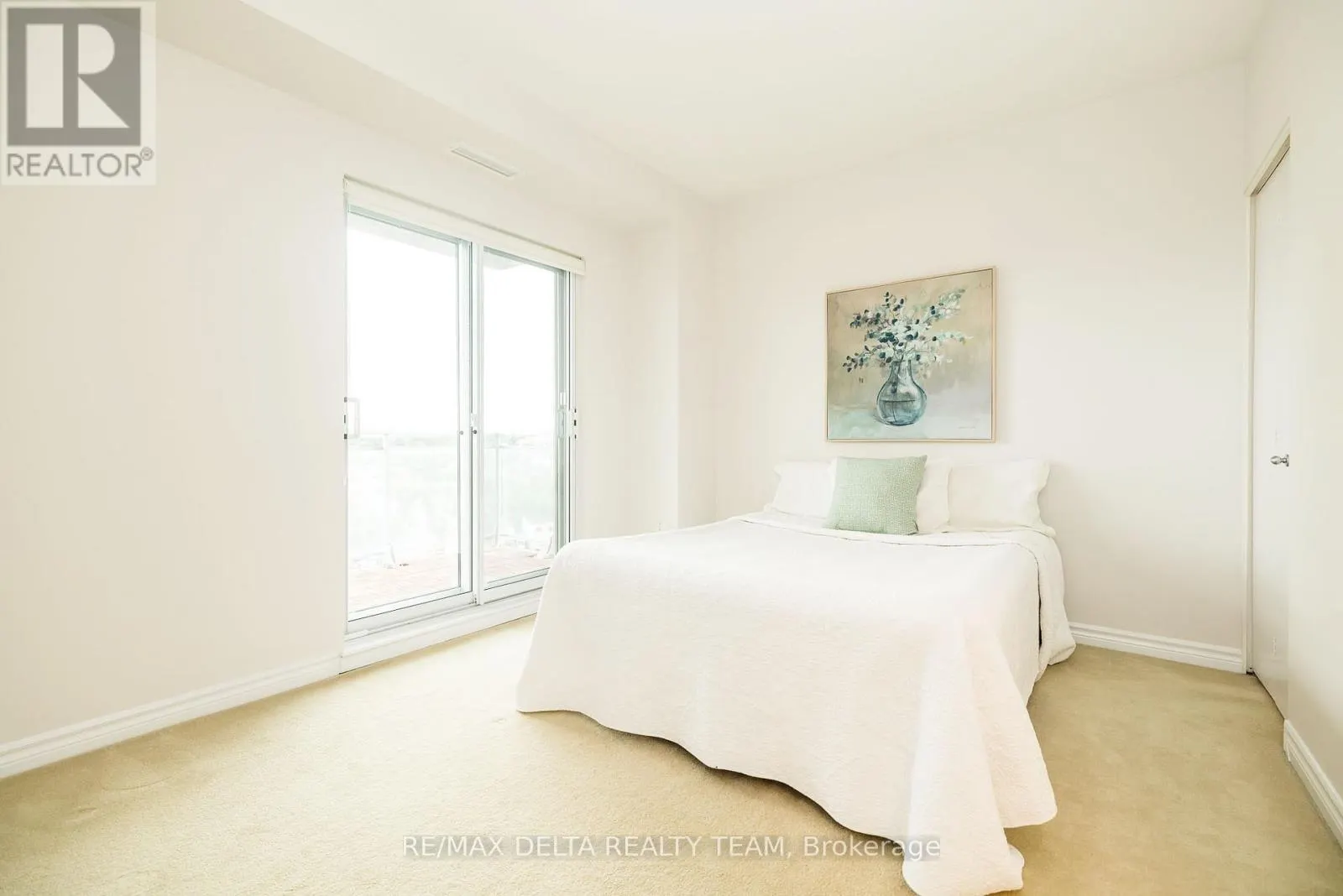 1207 - 70 LANDRY STREET