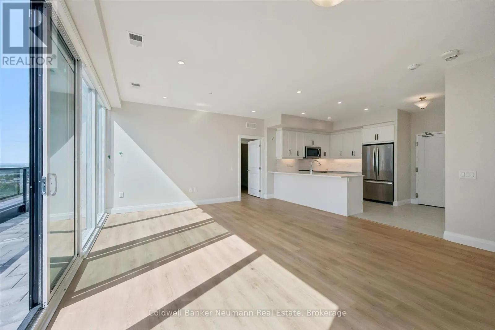 804 - 1882 GORDON STREET #804