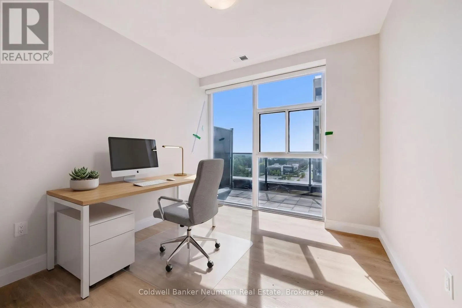804 - 1882 GORDON STREET #804