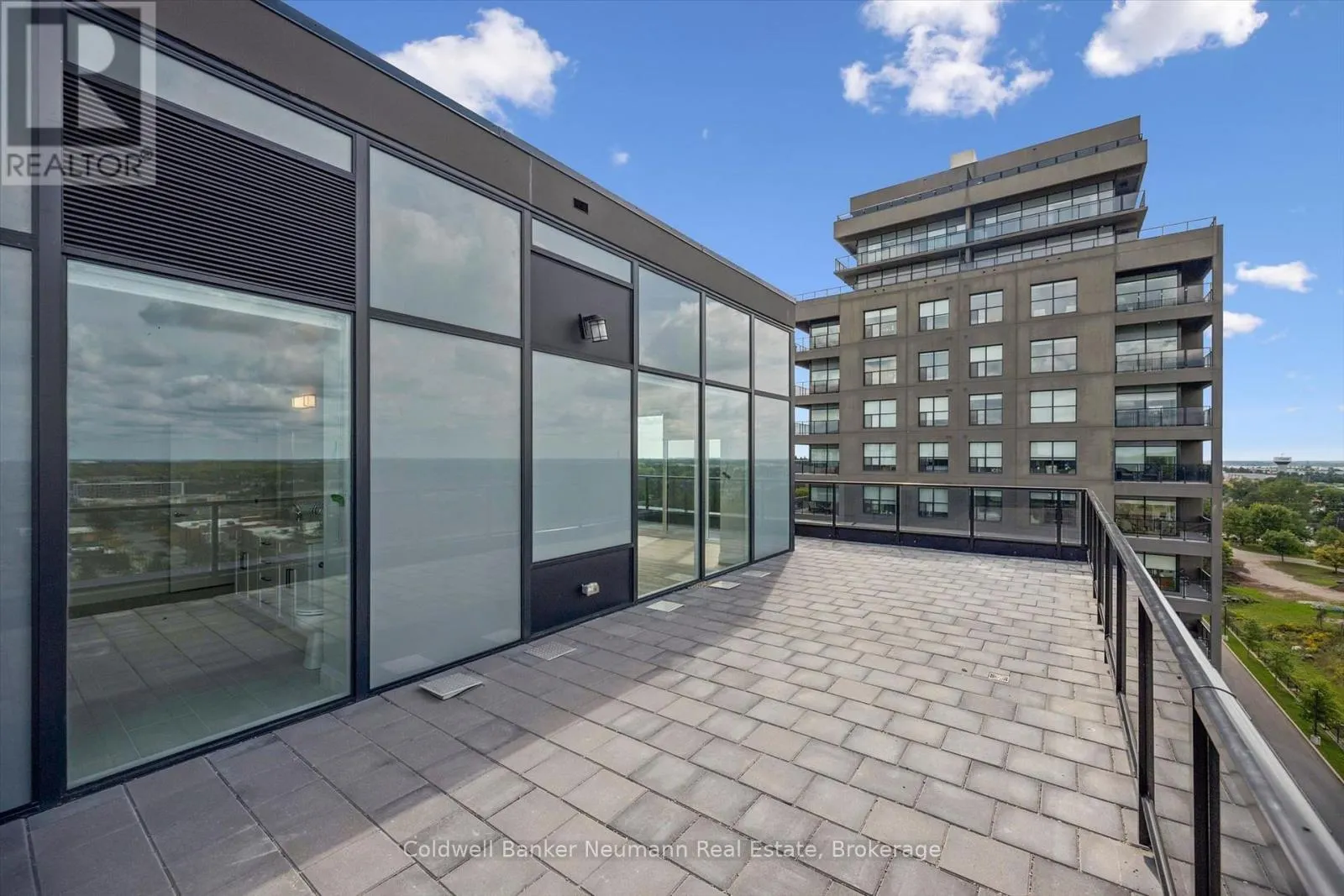 804 - 1882 GORDON STREET #804