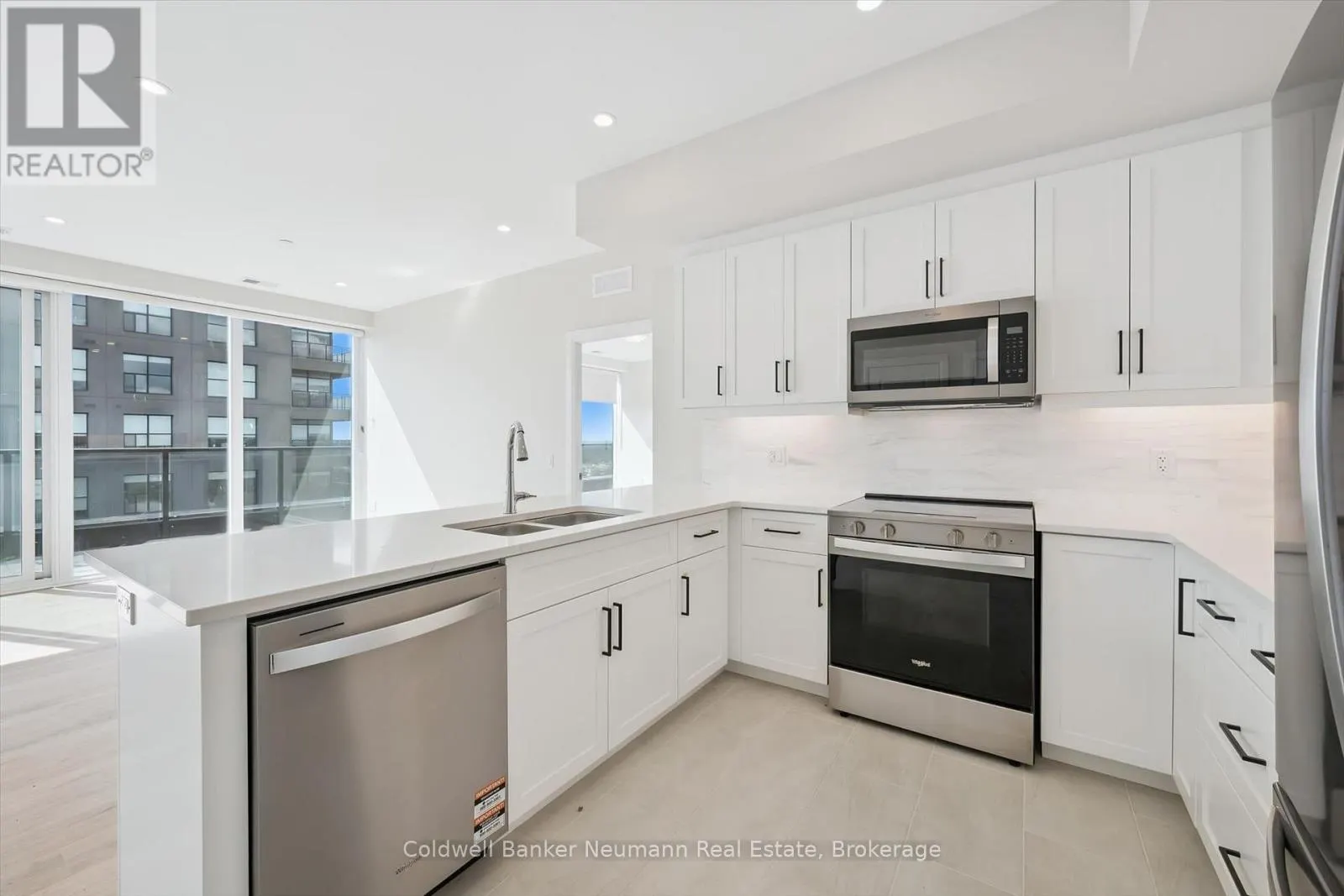 804 - 1882 GORDON STREET #804