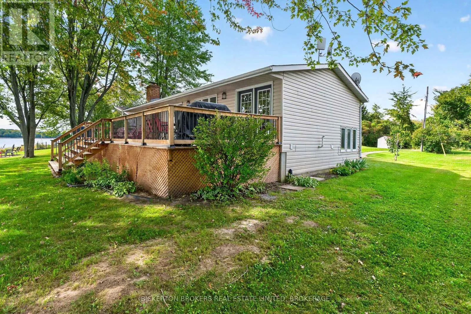 233 JOHNSON BAY LANE