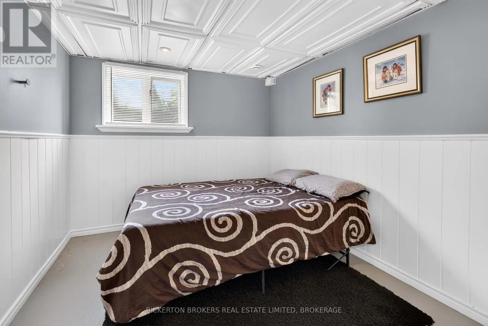 233 JOHNSON BAY LANE
