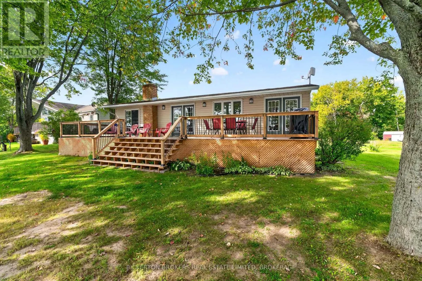 233 JOHNSON BAY LANE