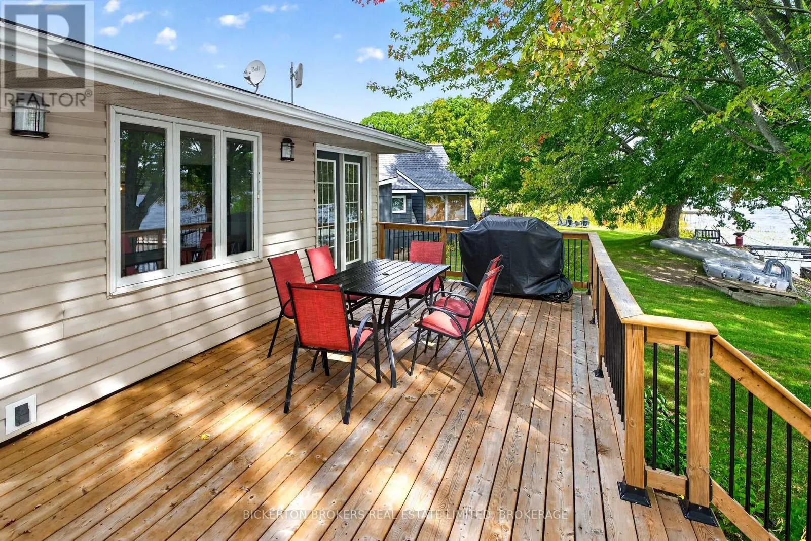 233 JOHNSON BAY LANE