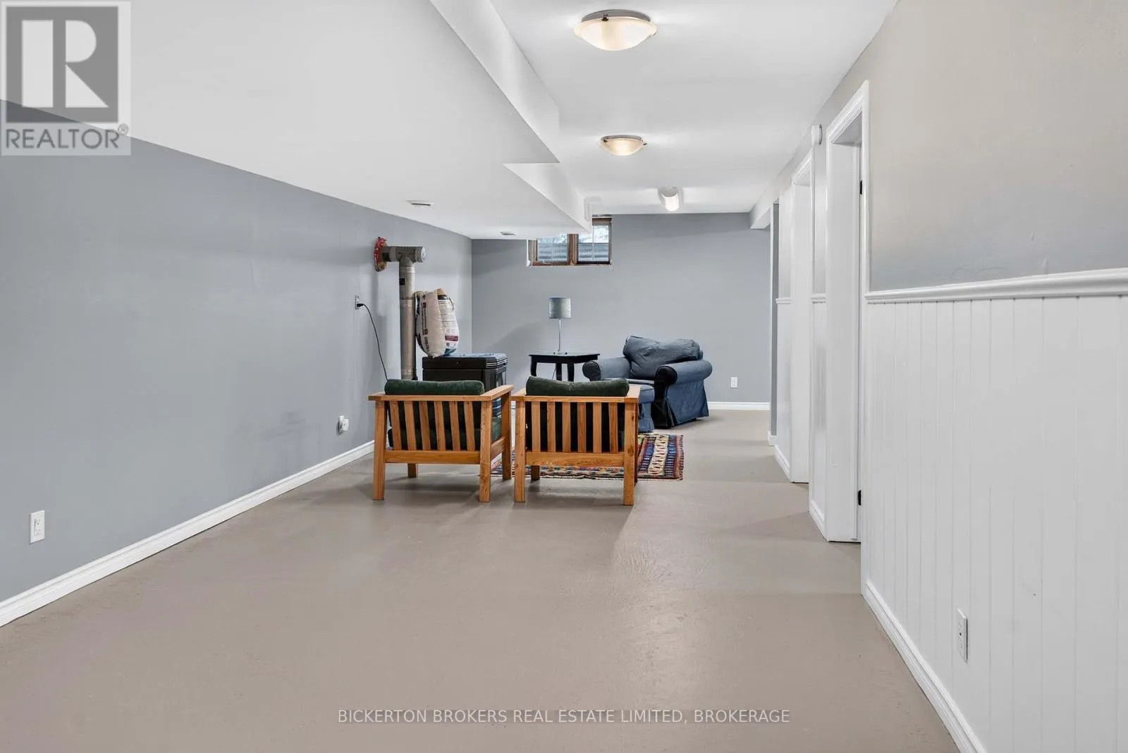 233 JOHNSON BAY LANE