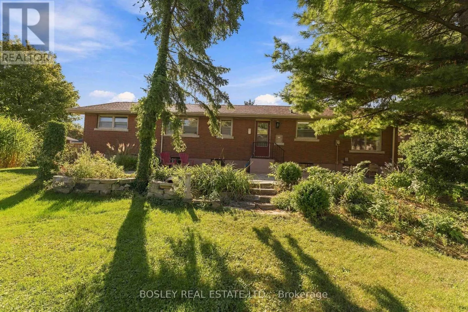12 GLENHURST CIRCLE
