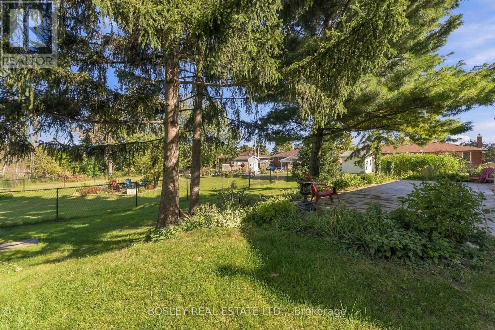 12 GLENHURST CIRCLE