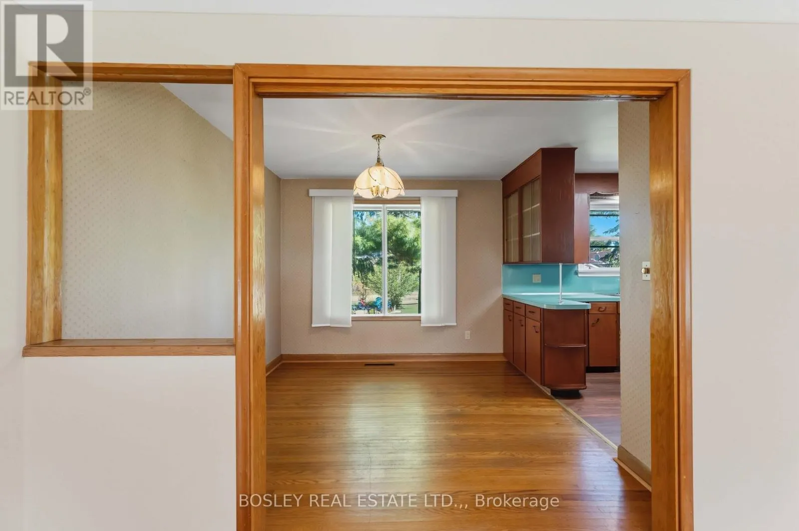 12 GLENHURST CIRCLE