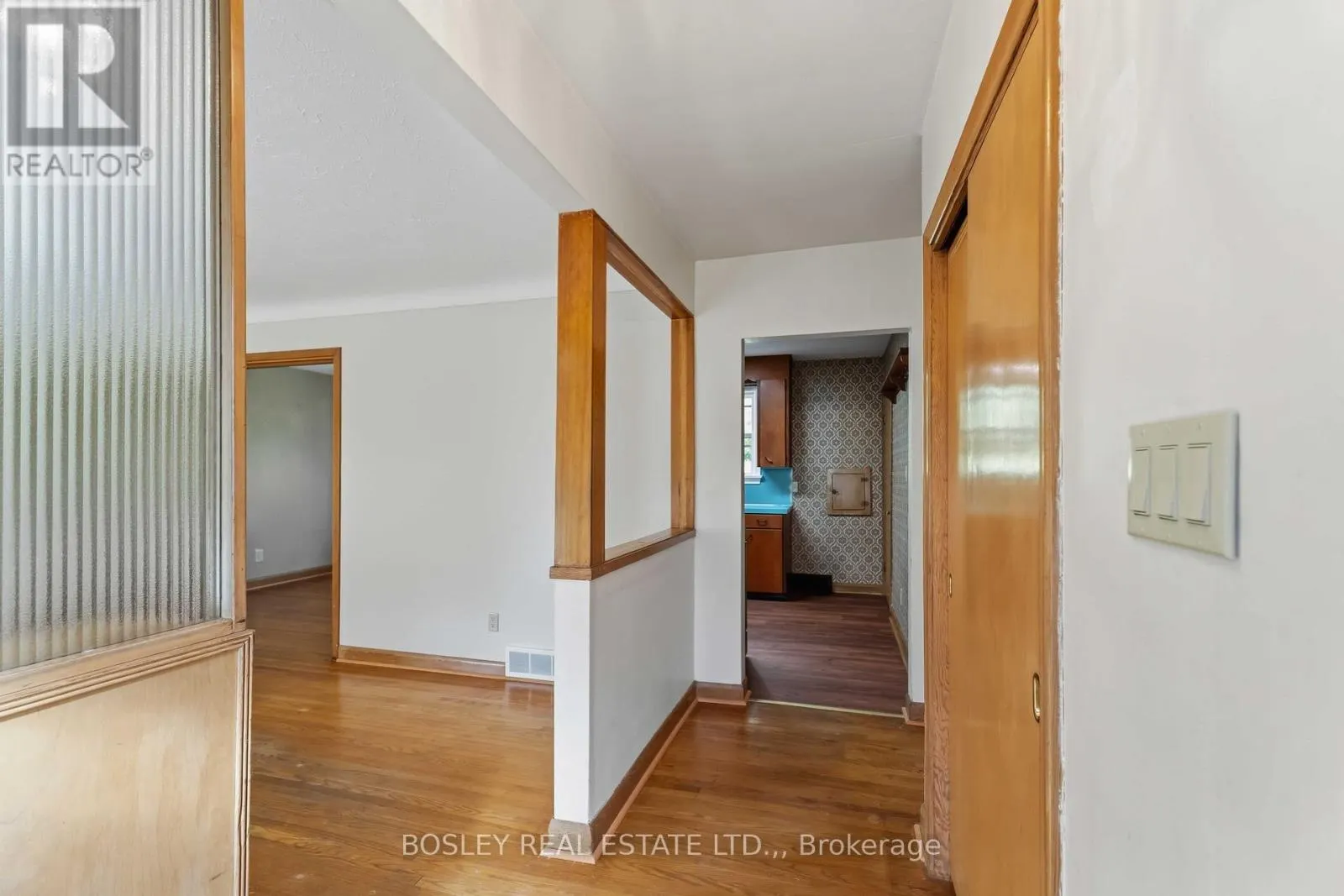 12 GLENHURST CIRCLE