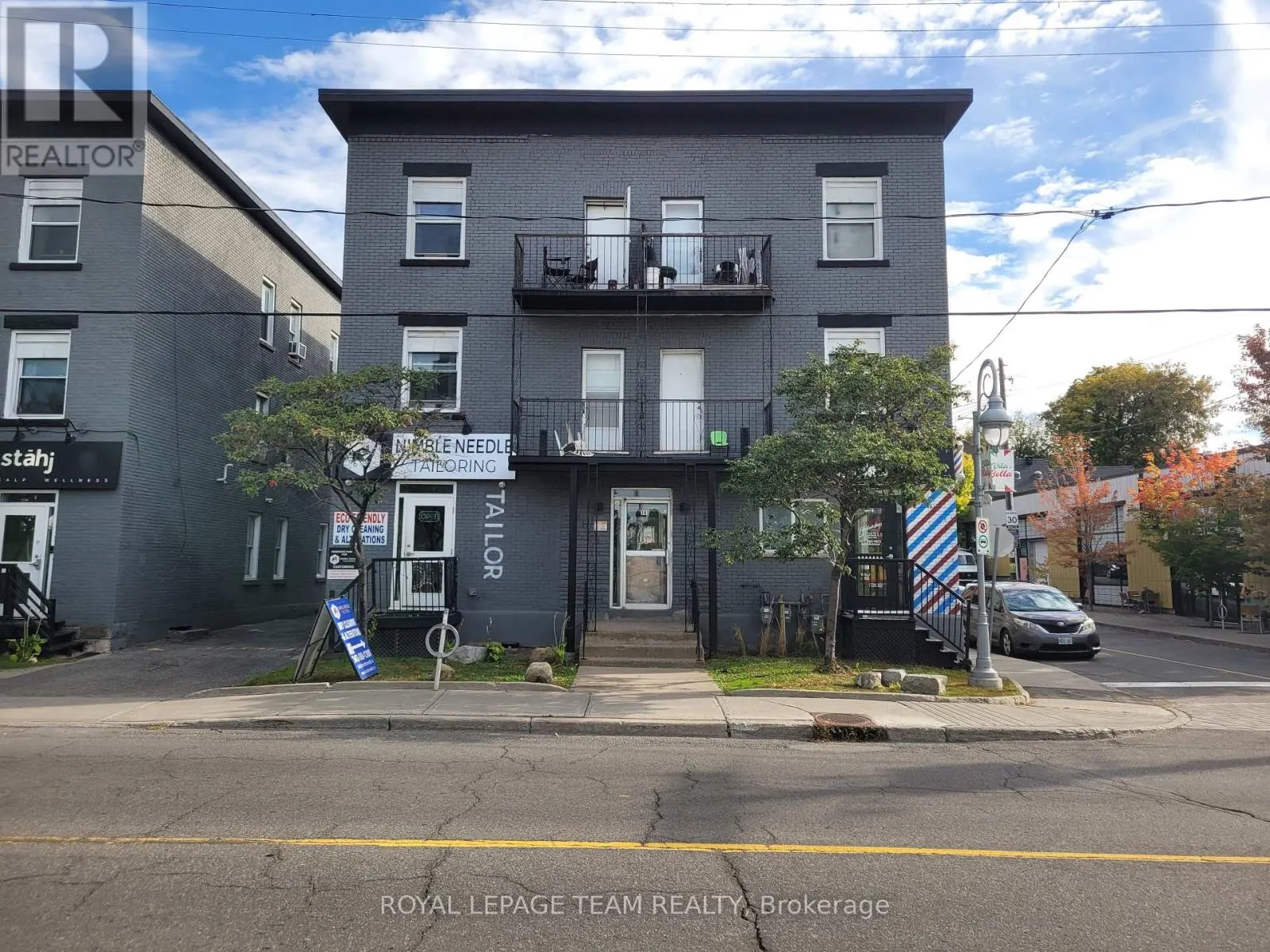 3 - 141 PRESTON STREET