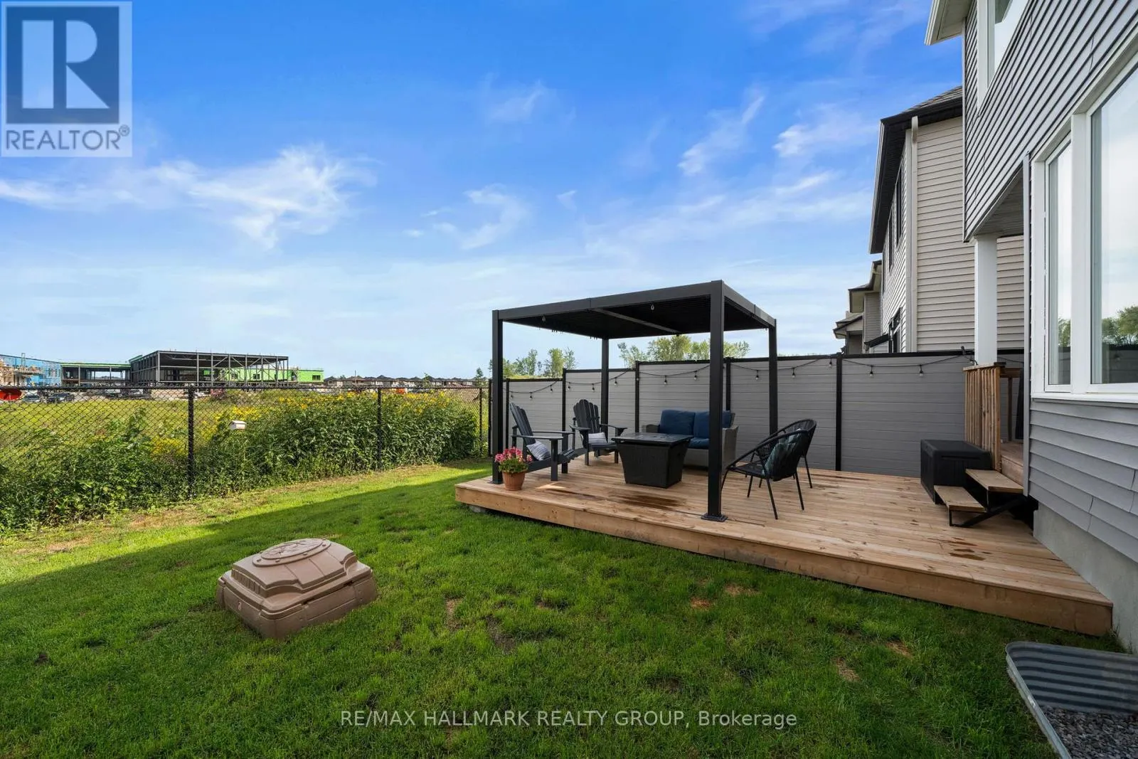 917 ATRIUM RIDGE